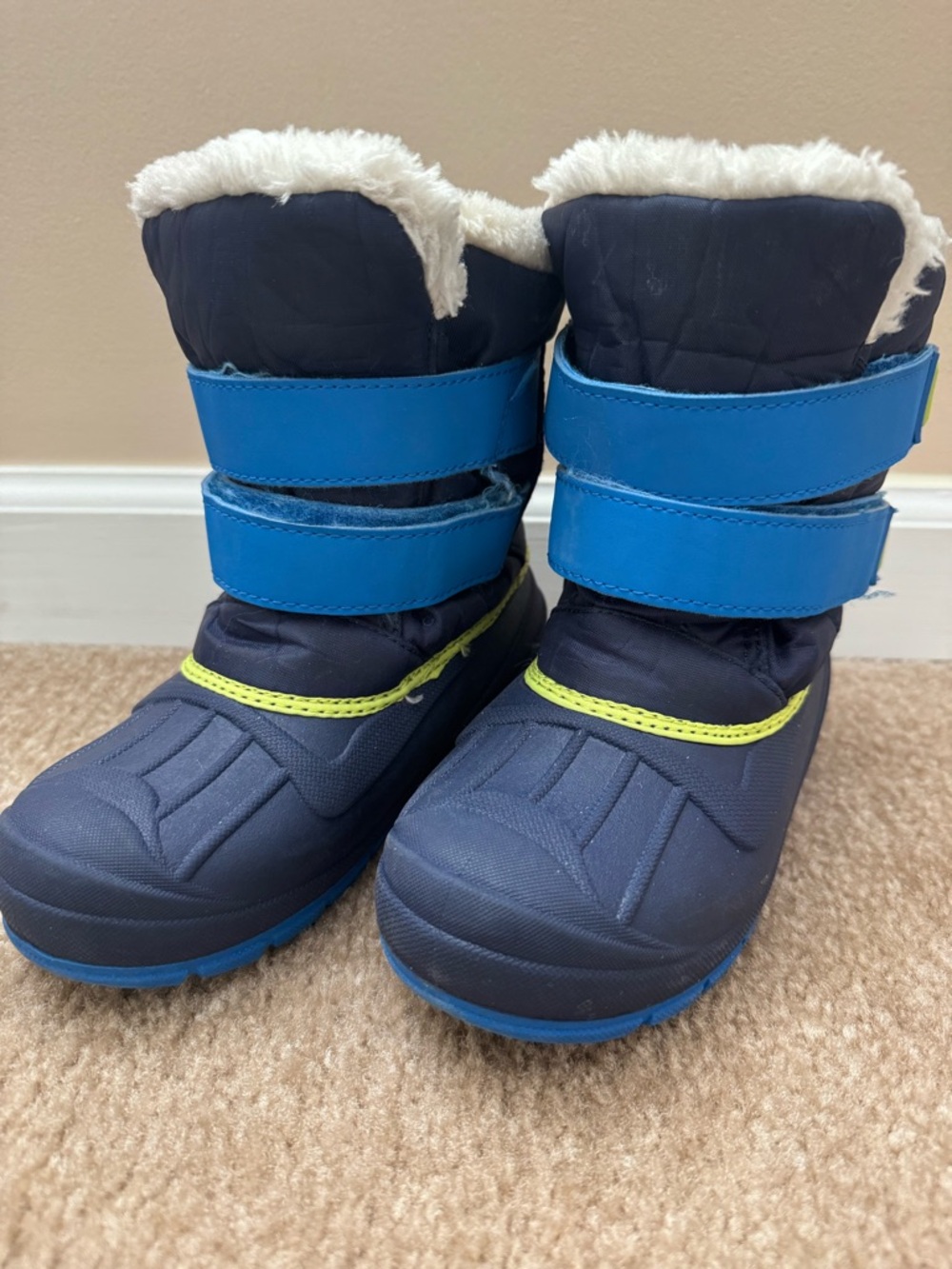 Boys snow boots